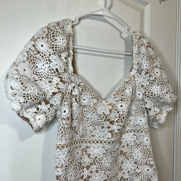 Lush Clothing Lush Puff Sleeve Crochet Lace Mini Dress
White Size M - Picture 13 of 14